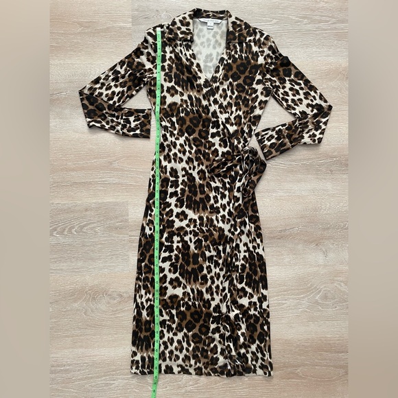 Diane Von Furstenberg 90s Cheetah Leopard Print Silk Wrap Midi Dress Women’s 4 - Picture 9 of 9